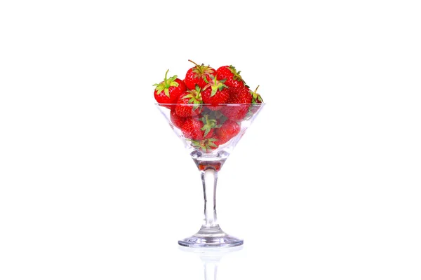 Frische Saftige Erdbeeren Isoliert Auf Weißem Hintergrund Idee Und Konzept — Stockfoto