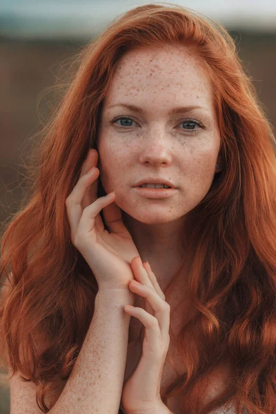 Positive Natural Close Portrait Young Gorgeous Caucasian Ginger Girl Freckles — Stock Photo, Image