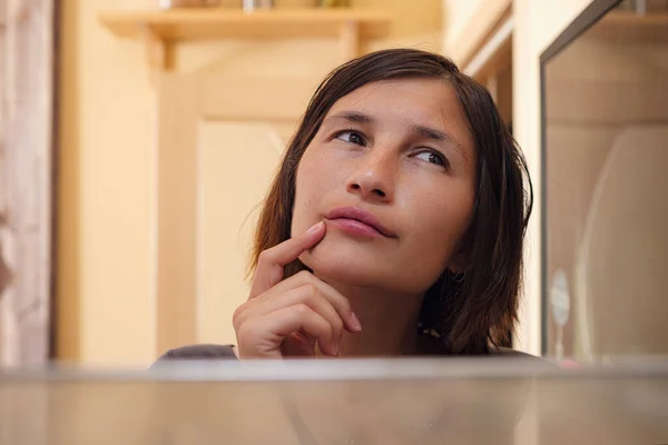 Pretty Asian Woman Looking Food Refrigerator Healthy Food Concept Idea — Stock Photo, Image