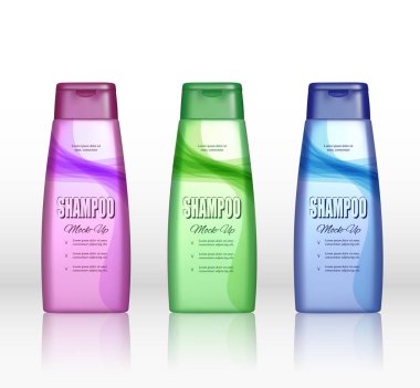 Beyaz bir arka plan üzerinde gerçekçi şampuan şişesi kümesi. Kozmetik reklamları poster. Reklam için set up alay