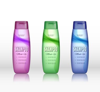 Beyaz bir arka plan üzerinde gerçekçi şampuan şişesi kümesi. Kozmetik reklamları poster. Reklam için set up alay