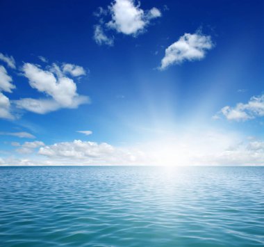 mavi deniz ve güneş 