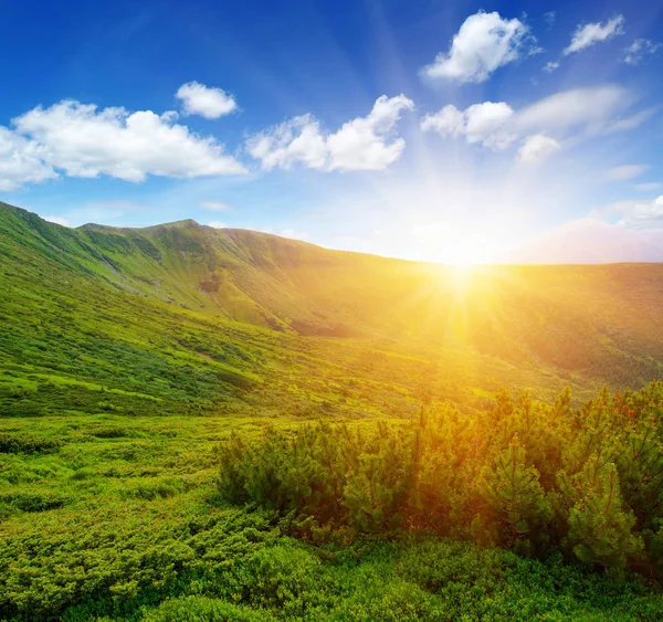 Muntele cu soarele — Fotografie, imagine de stoc