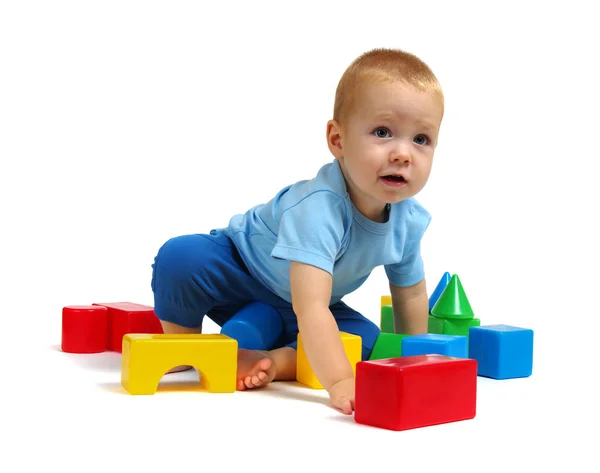Niño jugando juguete — Foto de Stock