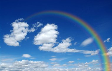  Gökyüzünde gökkuşağı
