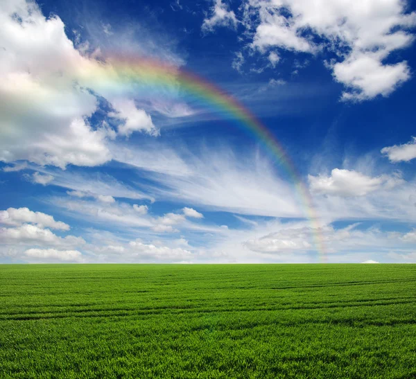 Arco iris en el paisaje — Foto de Stock