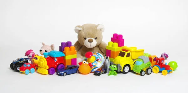 Leksaker på en vit — Stockfoto