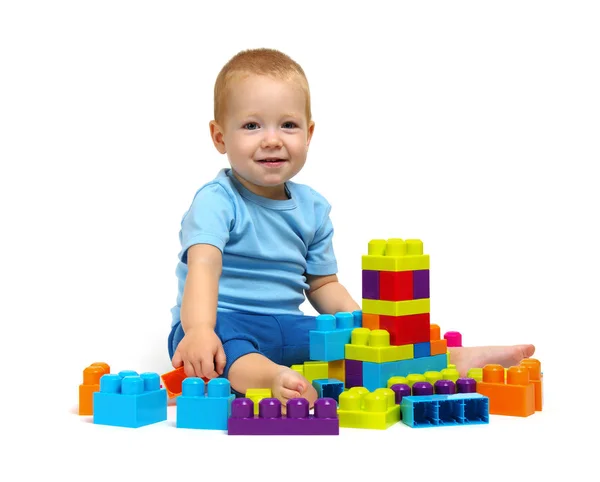 Niño jugando juguete —  Fotos de Stock