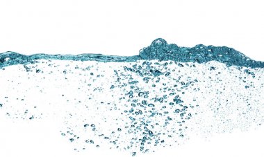 Beyaz üzerine su sıçrama 