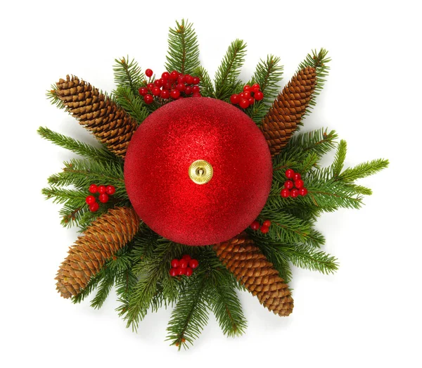 Decoratie kerstballen met takken van Spar boom — Stockfoto