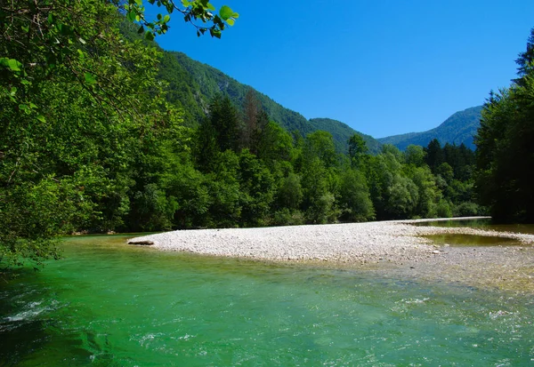 Landschaft ein Fluss — Stockfoto