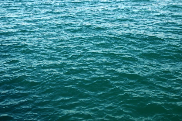 Blå havsvatten bakgrund — Stockfoto