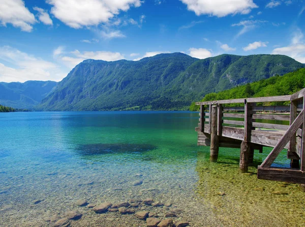 Montanha lago água — Fotografia de Stock