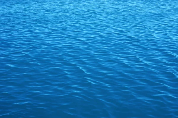 Blå havsvatten bakgrund — Stockfoto