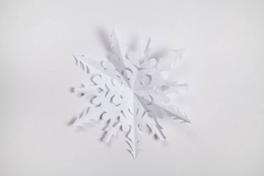 İyi kağıt kar tanesi