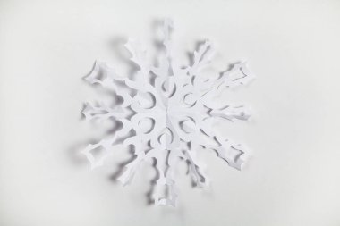 İyi kağıt kar tanesi