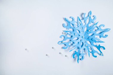 Kes şunu iyi kağıt kar tanesi.