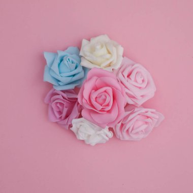 Gül vintage bir arka plan üzerinde