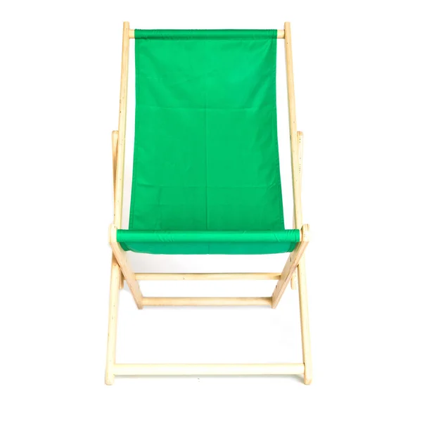 Sedia pieghevole in legno verde isolata su bianco — Foto Stock