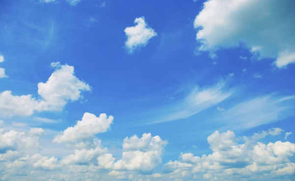 Hermoso cielo azul — Foto de Stock