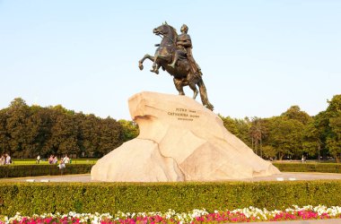 TH (bronz Süvari) büyük Petro atlı heykeli