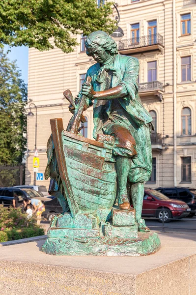 Monument à Pierre le Grand nommé Roi charpentier - le cadeau à c — Photo