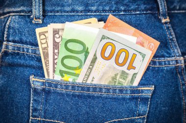 O yapışmasını Amerikan Doları ve Euro farklı banknot