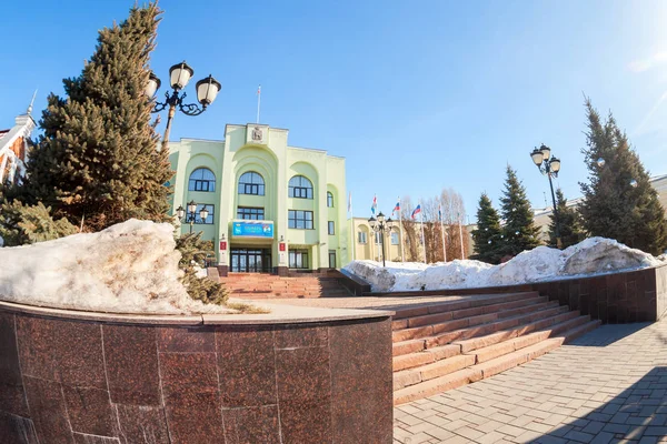 Edificio de oficinas de la Administración de la ciudad de Samara. Gobierno de la ciudad — Foto de Stock