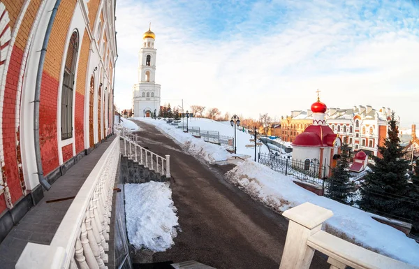 Russisch-orthodoxe Kirche. Fisheye-Ansicht des Iversky-Klosters — Stockfoto