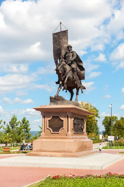 Bronze monument to the founder of Samara -  Prince Grigory Zasek — Stock Photo, Image