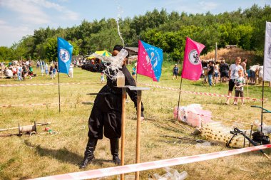 Kazak saber kesme geleneksel halk rekabet