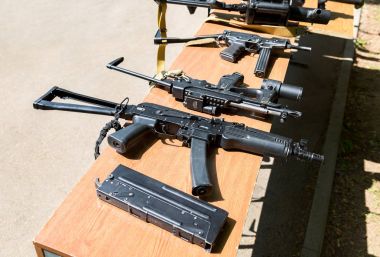 Rus silah. Rus MKE örnekleri