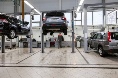 İçinde servis istasyonu resmi satıcısı otomatik olarak onarma