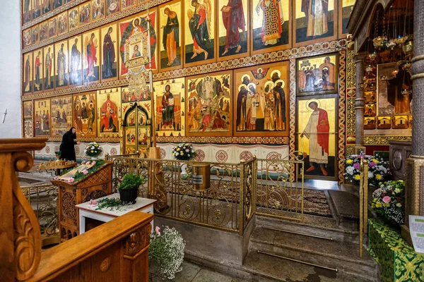 Interior of the Russian orthodox church — Stock Photo, Image