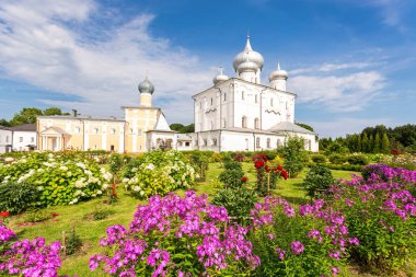 Khutyn Manastırı kurtarıcı'nın başkalaşım ve St. Varlaam