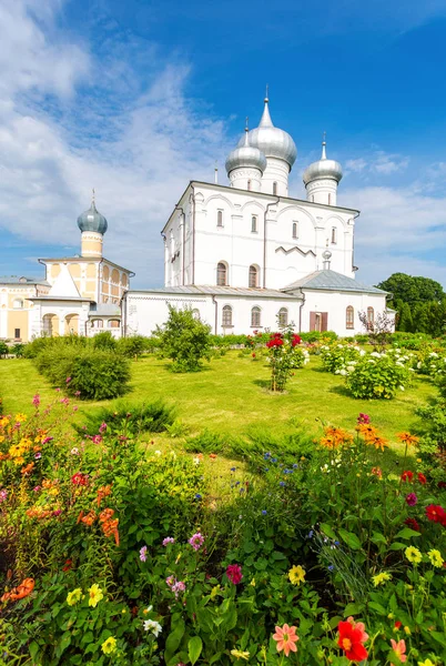 Klasztor Khutyn prawosławną i St. Varlaam — Zdjęcie stockowe