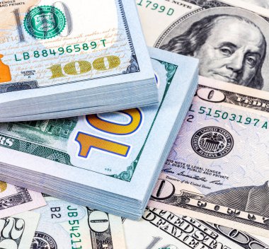 100 Amerikan Doları banknot para backgro üzerinden yığını