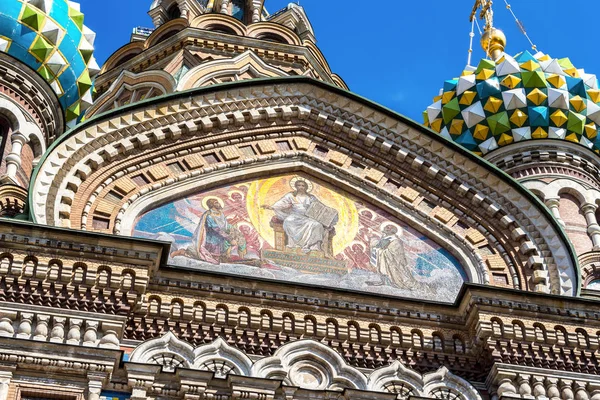 在俄罗斯圣彼得堡的滴血的救世主大教堂 — 图库照片
