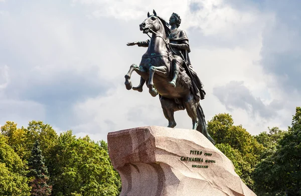 Equestrian monument of Russian emperor Peter the Great (Peter Fi — Stock Photo, Image