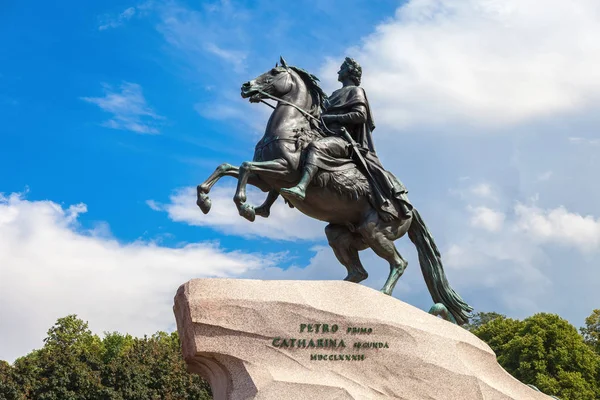 Equestrian monument of Russian emperor Peter the Great (Peter Fi — Stock Photo, Image