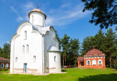 Veliky Peryn Skete üzerinde Theotokos doğuş Kilisesi