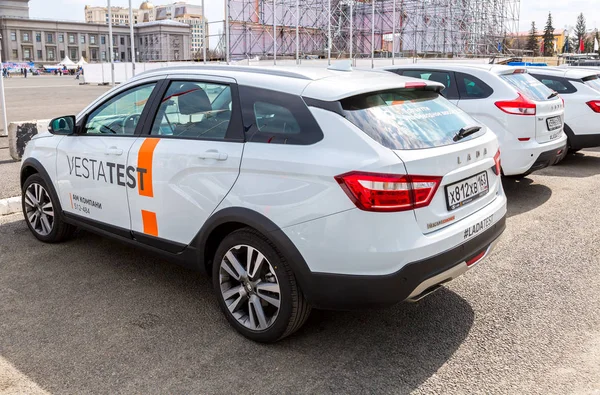 Neues russisches Fahrzeug lada vesta sw cross — Stockfoto