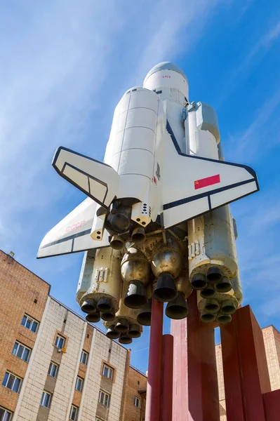 Copy of space shuttle Buran in sunny day — Stock Photo, Image