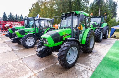 Tarım tekerli traktör Deutz-Fahr 6175g