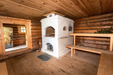 Rus geleneksel ahşap banyo iç