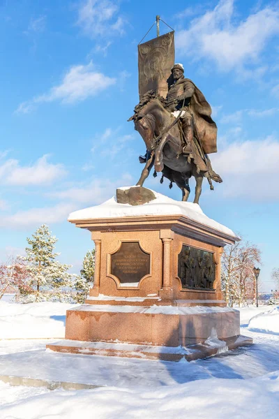 サマラ - 王子グリゴリー ・座敷の創始者にブロンズの記念碑 — ストック写真
