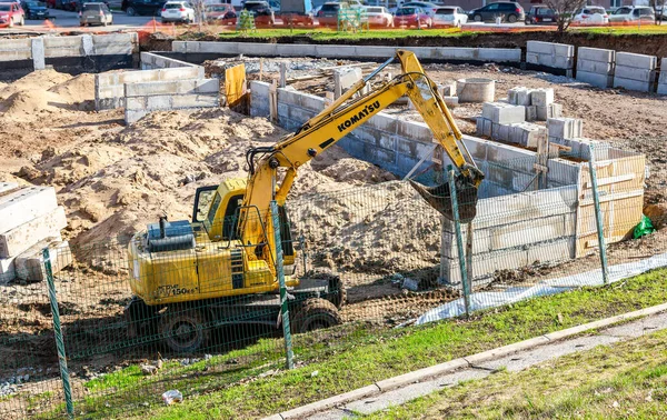 Samara Oroszország Április 2017 Komatsu Exkavátor Dolgozik Építési Területen Nyári — Stock Fotó