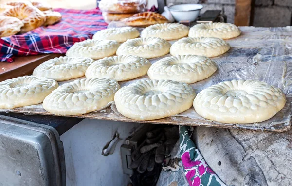 Traditional Uzbek Flatbreads Preparing Put Tandyr — Stock Photo, Image