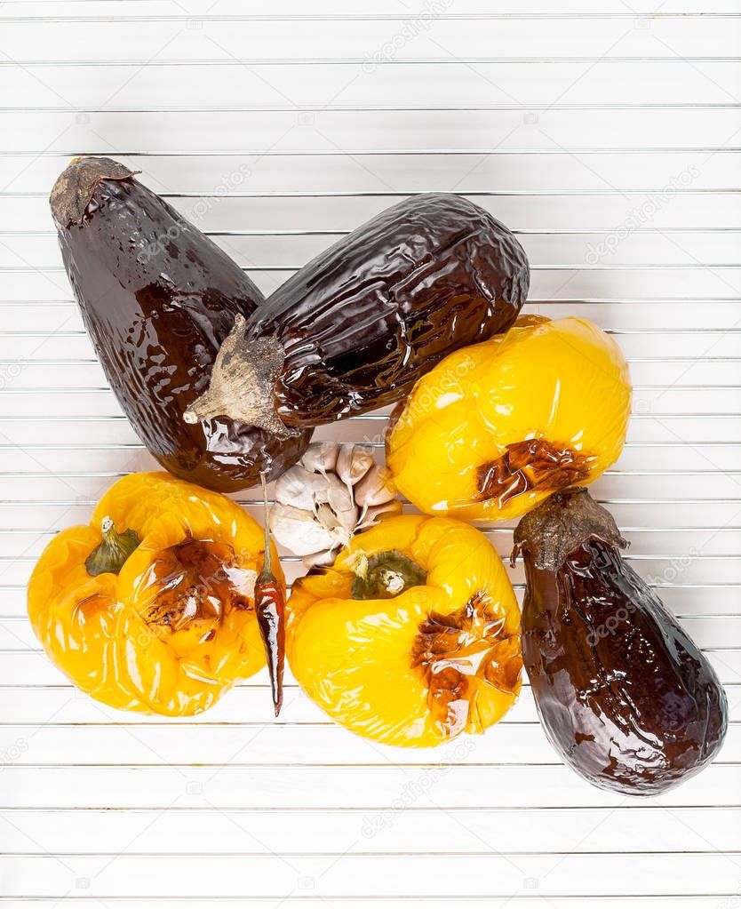Grilled aubergines and yellow sweet peppers