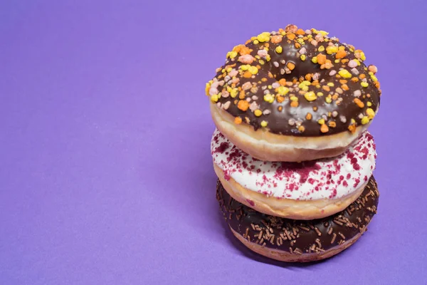 Macro tiro de pilha de donuts — Fotografia de Stock